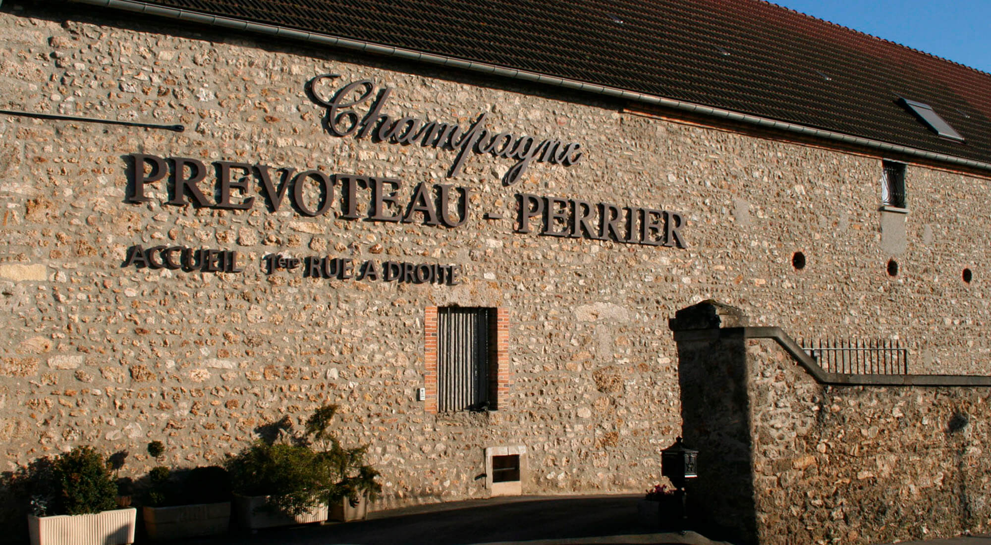 La maison familiale Prévoteau Perrier est situé à Damery près d'Epernay